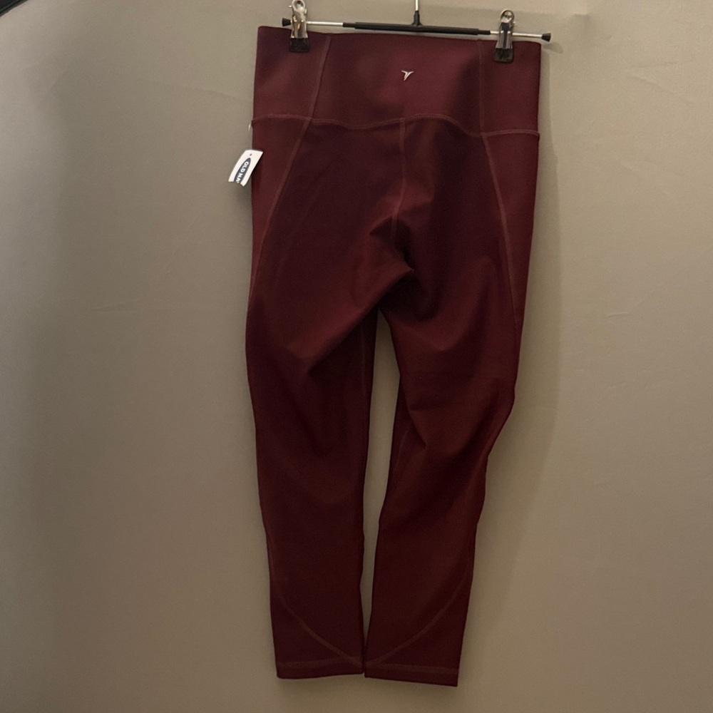 Old Navy Women's Burgundy Leggings